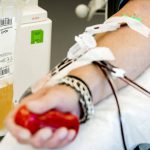 ‘Bloedbanken gaan opbouw immuniteit coronavirus onderzoeken’